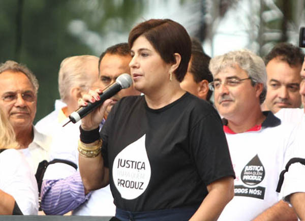 Prefeita Rosinha Garotinho se reuniu o dia 4 em Campos com lideranças de toda região (Foto: Gerson Gomes)