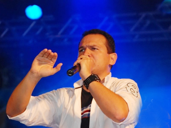 Entre os convidados de Davi Sacer estão o ministério de louvor Toque no Altar, do qual já fez parte, e os cantores Willian Nascimento e Bruna Carla (Foto: Divulgação)