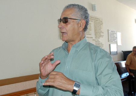 De acordo com o secretário de Cultura, Orávio de Campos, é necessário que os candidatos estejam portando o comprovante de residência, RG e CPF na hora da inscrição (Foto: Antônio Leudo)