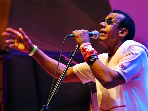 O show do cantor acontece às 22h, no palco da Aldeia do Sol (Foto: Divulgação)