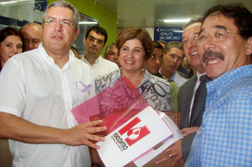 Após a visita, o Ministro perguntou onde poderia ser construído um novo prédio para o Hemocentro (Foto: Gerson Gomes)