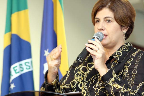 A Prefeita Rosinha Garotinho disse que o encontro com Eike Batista é desdobramento das ações para assegurar o melhor traçado para o corredor logístico. (Foto: Gerson Gomes)