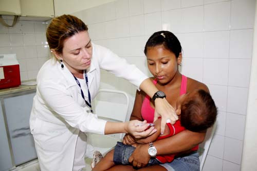 Campos é o primeiro município do Brasil a oferecer gratuitamente a vacinação contra a Hepatite A, para todas as crianças entre 1 e 2 anos de idade (Foto: Rogério Azevedo)