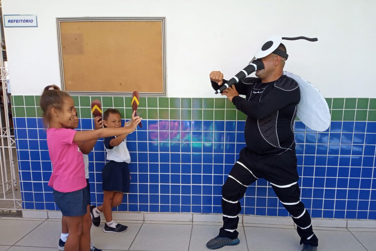 Contra dengue. Jogo contra a dengue - Escola Kids