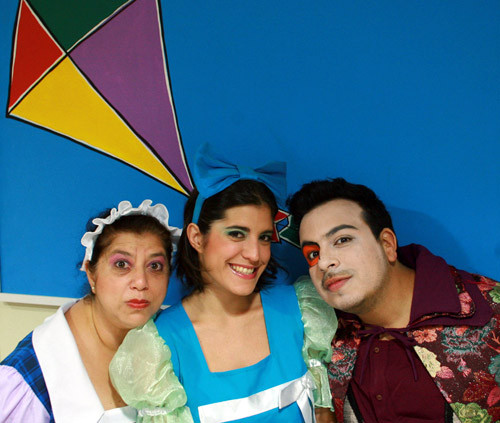 Atores do musical infantil A menina que mofou nas férias já estão em Campos, para divulgar o espetáculo (Foto: Divulgação)