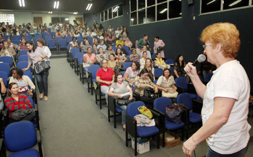Ao todo, cerca de 1.400 docentes serão capacitados nas oficinas de capacitações da Expoente em prol da educação infantil das creches e escolas municipais (Foto: Rogério Azevedo)