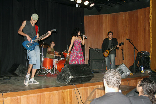 A Fundação Cultural Jornalista Oswaldo Lima realiza nesta terça (07) e quarta-feira (8) a final do  I Festival de Bandas de Garagem (Foto: Divulgação)