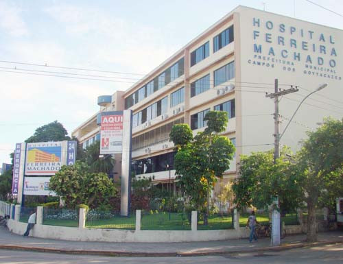 Os serviços essenciais, como plantões médico-hospitalares, coleta de lixo e o Hemocentro Regional de Campos, funcionam normalmente (Foto: Divulgação)