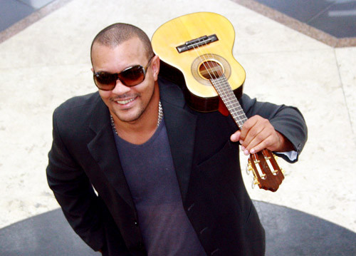 Vindo de uma família de músicos, Júlio Motta está na estrada há pouco mais de dois anos (Foto: Divulgação)