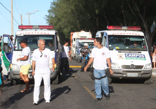 No Reveillon, com shows da virada do ano, equipes de médicos e enfermeiros,  além de ambulâncias, ficarão à disposição em Farol para a apresentação de João Bosco e Vinícius e, mais tarde, para atender a galera que acompanhar o trio elétrico (Foto: Antonio Leudo)