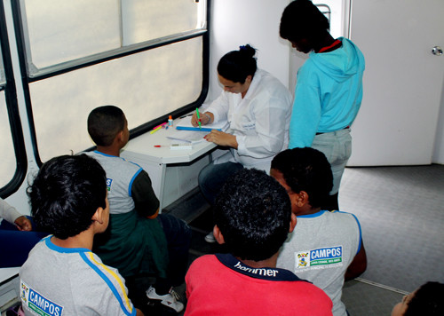 Os profissionais que englobam o programa estarão presentes das 8h às 16h, prestando serviços de odontologia, audiometria, acuidade visual, oftalmologia, aferição de pressão arterial e de glicose,  pediatria e vacinação (Foto: Secom)