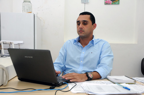 Igor Gomes, presidente da Campos Luz disse que é importante que as pessoas solicitem os reparos (Foto: Secom)