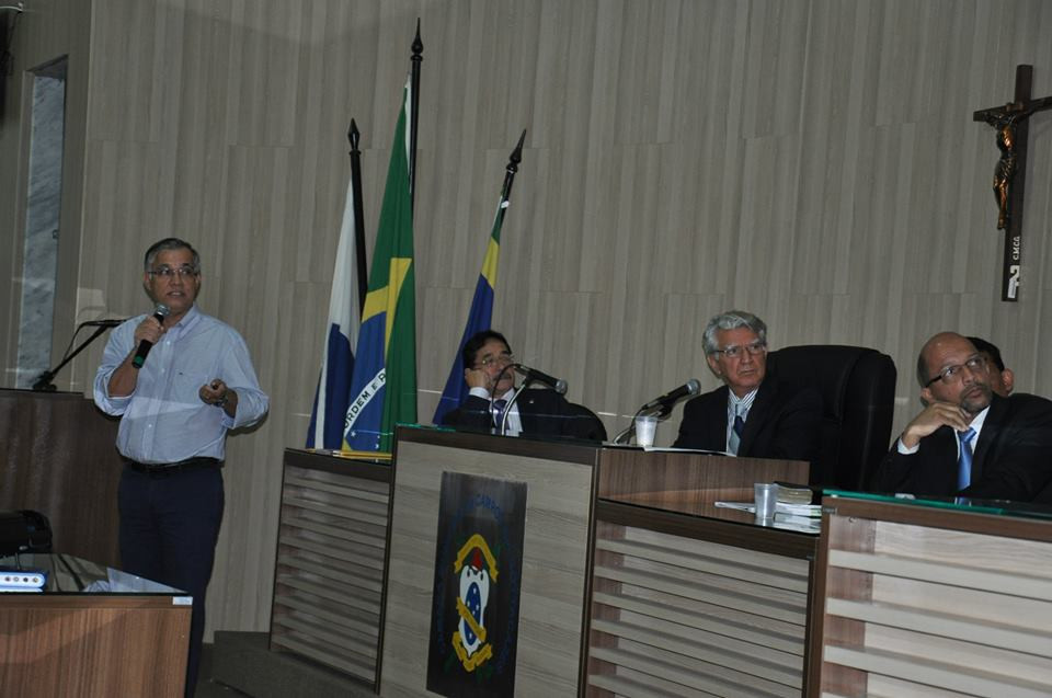 O mastologista e coordenador da Oncologia do município, Israel Alecrim, representou a Secretaria Municipal de Saúde em sessão especial sobre Oncologia (Foto: Divulgação)