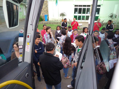 Participaram do city tour, alunos dos cursos de História, Serviço Social e Ciências Humanas (Foto: Divulgação)