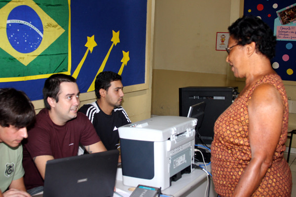 O projeto percorre bairros e localidades distantes (Foto: Check)