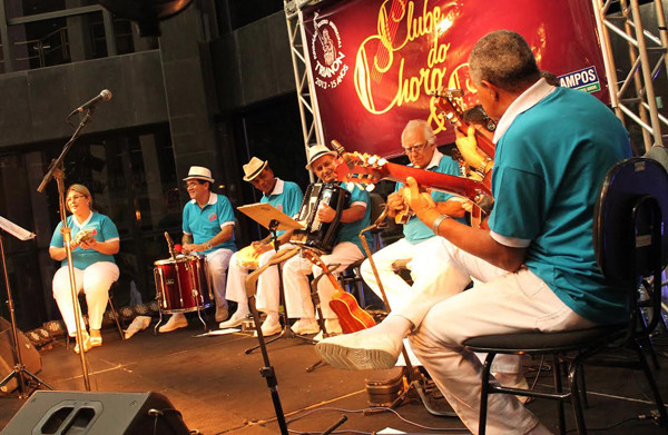 O Choro & Cia. promete momentos agraváveis no show desta terça-feira, no foyer do Teatro Trianon (Foto: Divulgação)