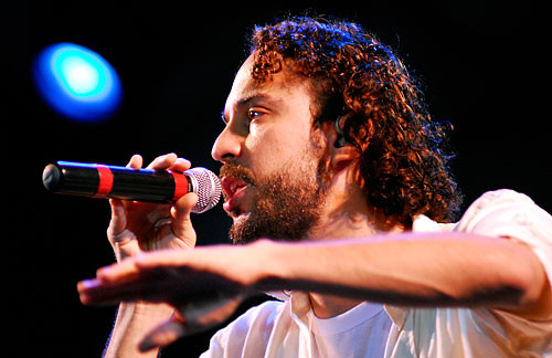 O cantor Gabriel O Pensador é uma das atrações do I Planície Radical ? Festival de Cultura Urbana que será realizado neste sábado (30) e no domingo (1º), no Centro de Eventos Populares Osório Peixoto (Cepop) (Foto: Divulgação)