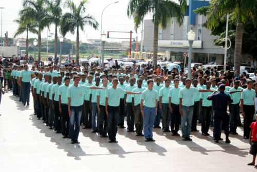 A Fundação Municipal da Infância e da Juventude (FMIJ) está com inscrições abertas até o dia 25 para o preenchimento de 144 vagas para o Programa Guarda Mirim (Foto: Secom)