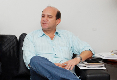 De acordo com o vice-prefeito e secretário municipal de Saúde, Doutor Chicão, o Cerest é um polo regional que atua como apoiador técnico dos programas de saúde do trabalhador dos municípios da região Norte Fluminense (Foto: Gerson Gomes)