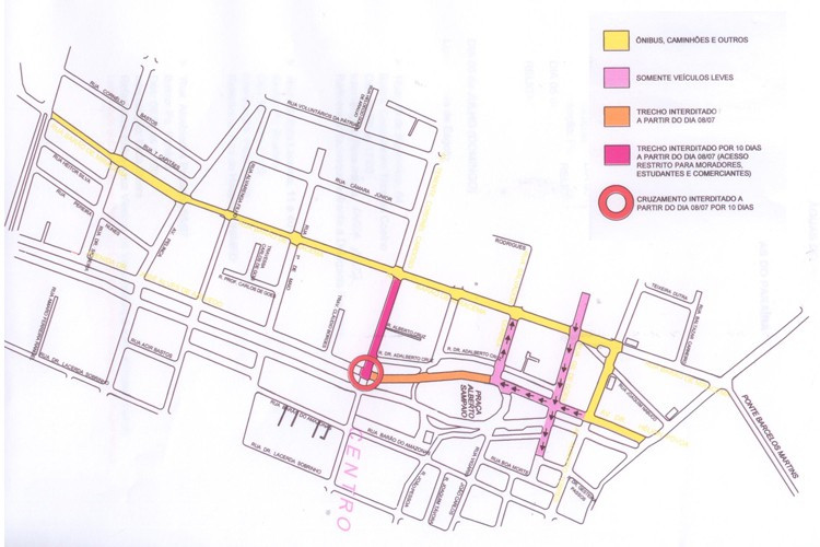 om o objetivo de iniciar as obras de drenagem que vão resolver o problema de alagamento na descida da Ponte Leonel Brizola, no Centro, o Instituto Municipal de Trânsito e Transporte (IMTT) já concluiu o planejamento para as alterações no trânsit (Foto: Secom)