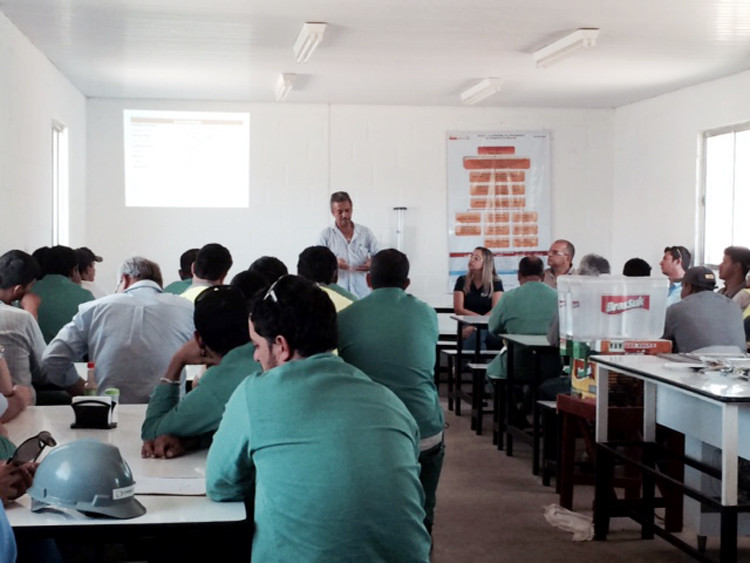 As ações do Grupo de Trabalho do PBA foram realizadas nesta sexta-feira no canteiro de obras do Complexo Logístico Farol-Barra do Furado (Foto: Divulgação)