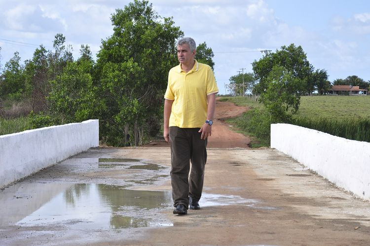 O secretário de Agricultura visitou a obra (Foto: César Ferreira)