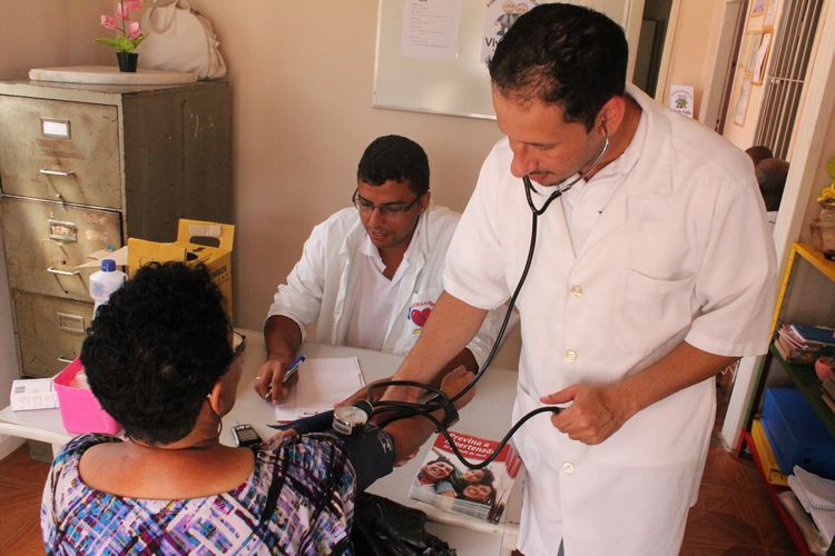 Das 9h às 10h30, um médico cardiologista do Hiperdia ministrará palestra sobre Hipertensão Arterial e Doenças do Coração. (Foto: Divulgação)