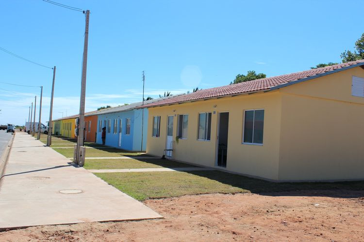 Um investimento social superior a R$ 800 milhões, que até 2016 beneficiará mais de 40 mil pessoas. Assim é o Morar Feliz, um dos maiores programas habitacionais do interior do Brasil, com a construção de 10 mil casas em duas etapas (Foto: secom)