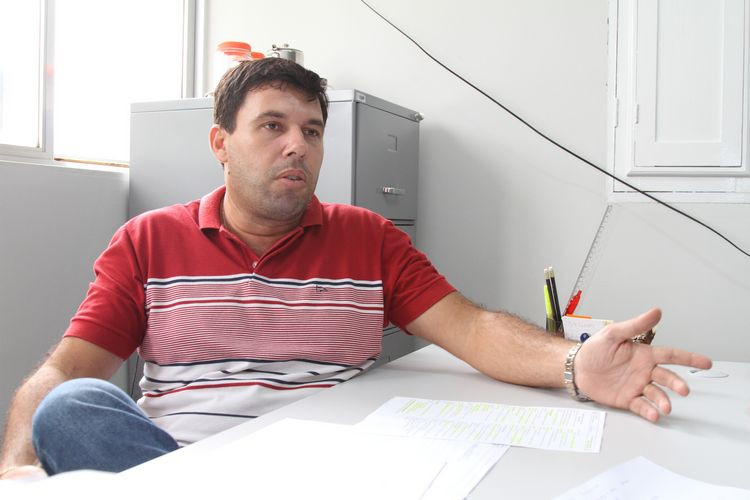 Segundo o subsecretário Fabiano Araújo Mariano, os fiscais vêm realizando um trabalho de orientação (Foto: Rodolfo Lins)