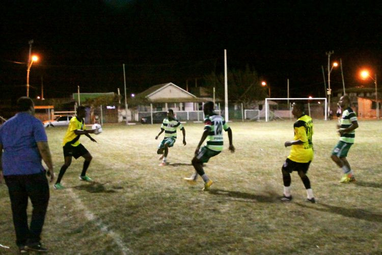 As duas equipes mostraram em campo um grande equilíbrio, justificando a classificação na fase anterior (Foto: Secom)