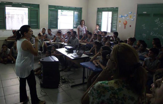 Estudantes da Escola Maria Antônia da Costa apresentam produções