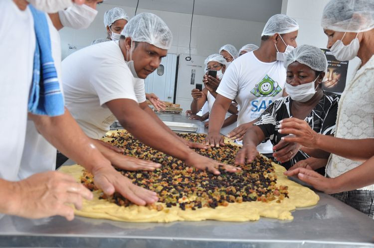 O Padaria Escola está entre os cursos oferecidos pela Secretaria da Família e Assistência Social (Foto: Secom)