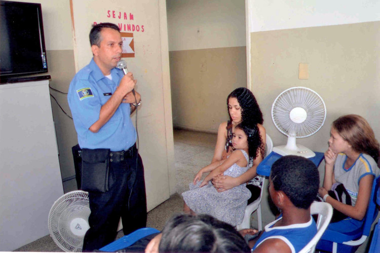 o guarda civil municipal, coorpenador do projeto vai ministrar palestra na Escola Municipal Ângelo Antônio Mendonça em SJB (Foto: Divulgação)