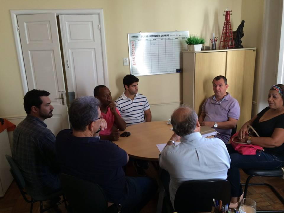 A mobilidade urbana no Centro Histórico de Campos foi tema da reunião realizada nesta segunda-feira na Secretaria de Desenvolvimento Econômico, onde o secretário da pasta, Wainer Teixeira, recebeu com sua equipe um grupo de gestores e representa (Foto: Divulgação)