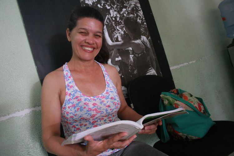 A estudante Valéria Ribeiro Gomes passou no vestibular do Isepam em 2011 e está cursando pós-graduação (Foto: Rodolfo Lins)