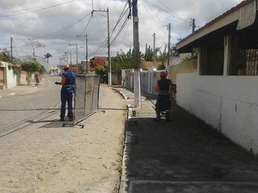 São realizados serviços de varrição, desobstrução de bueiros, lavagem de calçadões, remoção de inertes, entre outras ações (Foto: Divulgação)