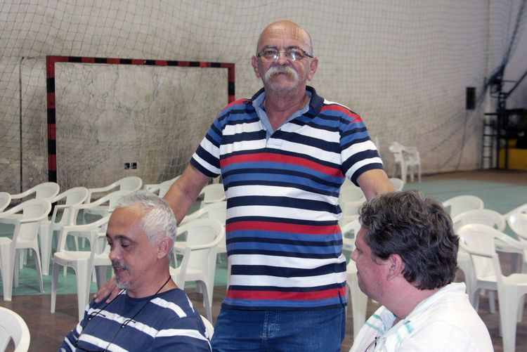 O funcionário Público José Vicente, foi à FME para legalizar seu terreno para posteriormente tirar a escritura (Foto: Roberto Joia)